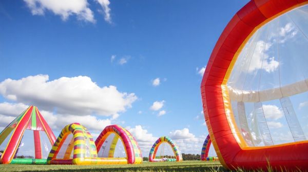 Top 5 structures gonflables incontournables pour vos événements
